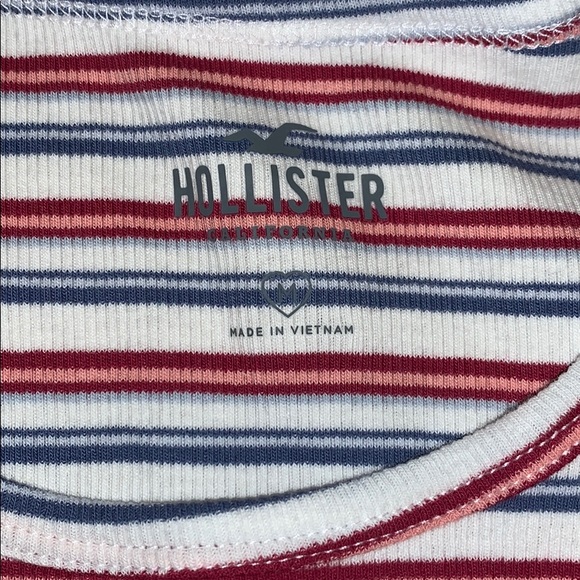 Striped curled trim top - Picture 3 of 3